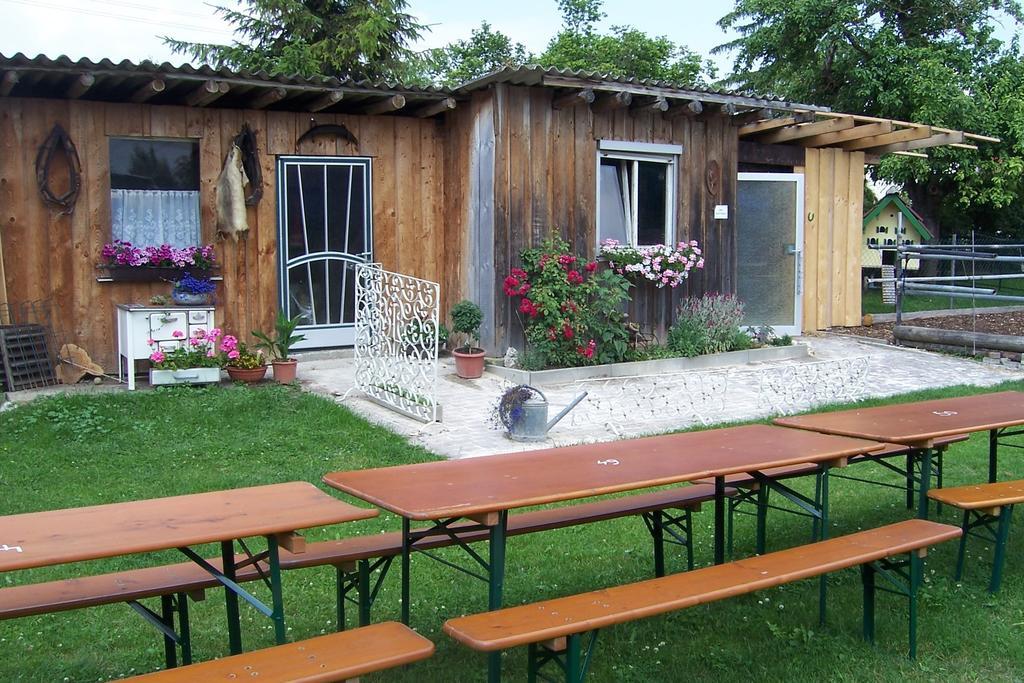 Landhotel Zum Adler Oberbechingen Exterior photo