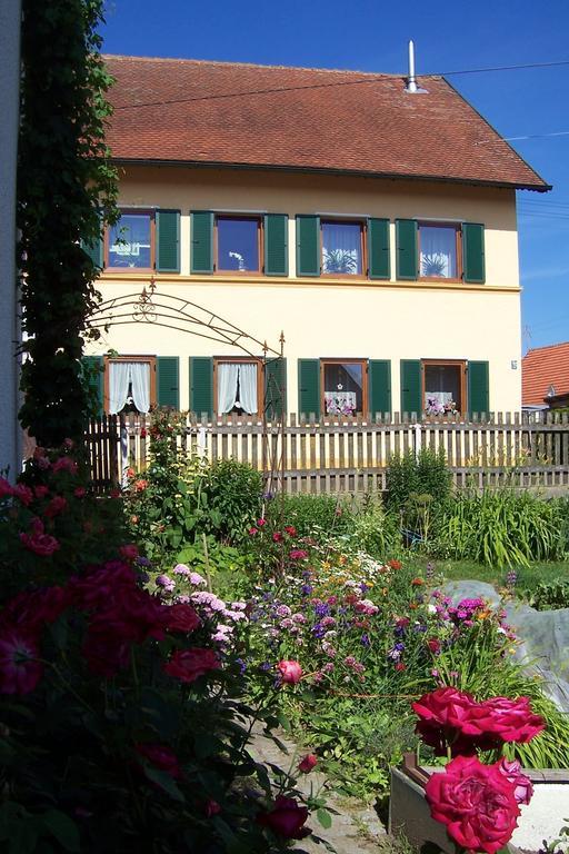 Landhotel Zum Adler Oberbechingen Exterior photo
